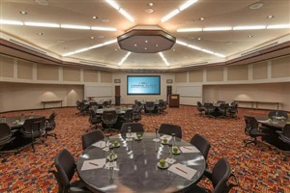 Einstein - Crowne Plaza Princeton Conference Center