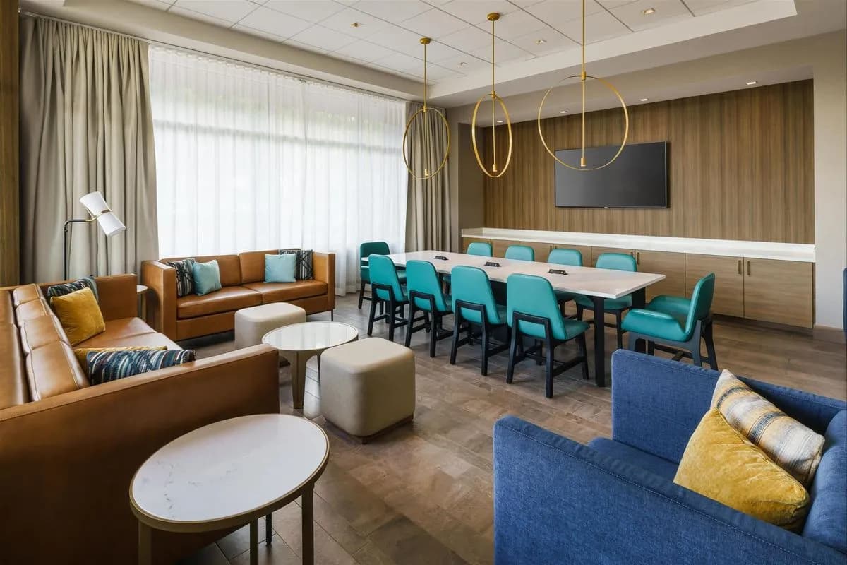 Library - Hilton Garden Inn Sunnyvale