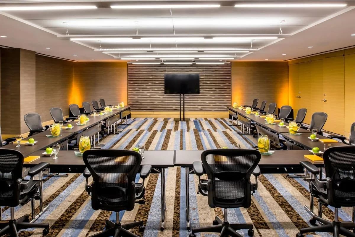 Michigan 3 - Hyatt Regency Chicago - Stunning $150M Renovation Completed in 2024