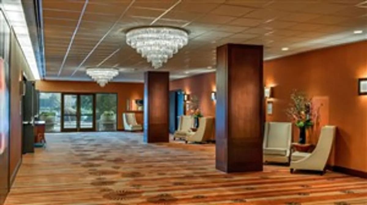 Pre-Function Area - Hilton San Francisco Airport Bayfront