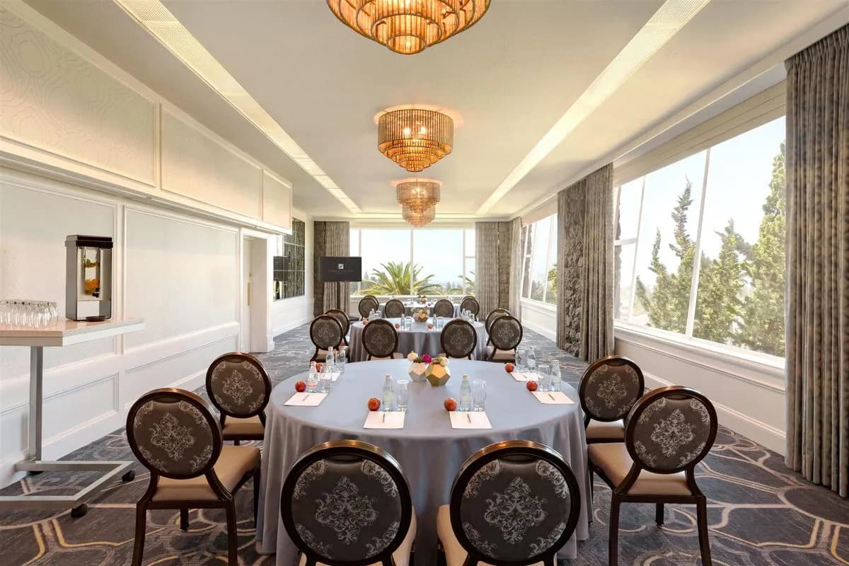Lanai - Claremont Resort & Club