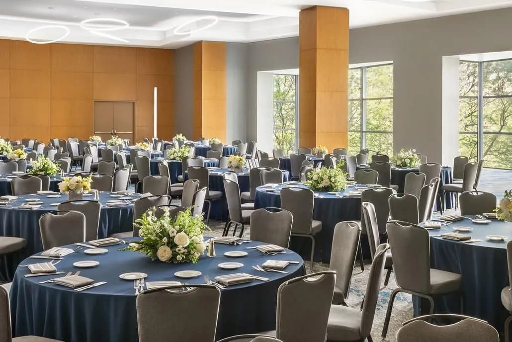 Prairie B - Hyatt Regency McCormick Place Chicago - $8M Full Meeting Space Renovation (March 2024)