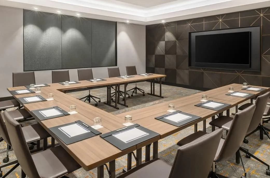 Lake Shore Drive - Hyatt Regency McCormick Place Chicago - $8M Full Meeting Space Renovation (March 2024)