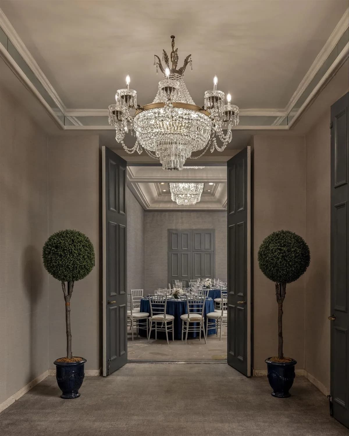Empire Room Foyer - Park Lane New York