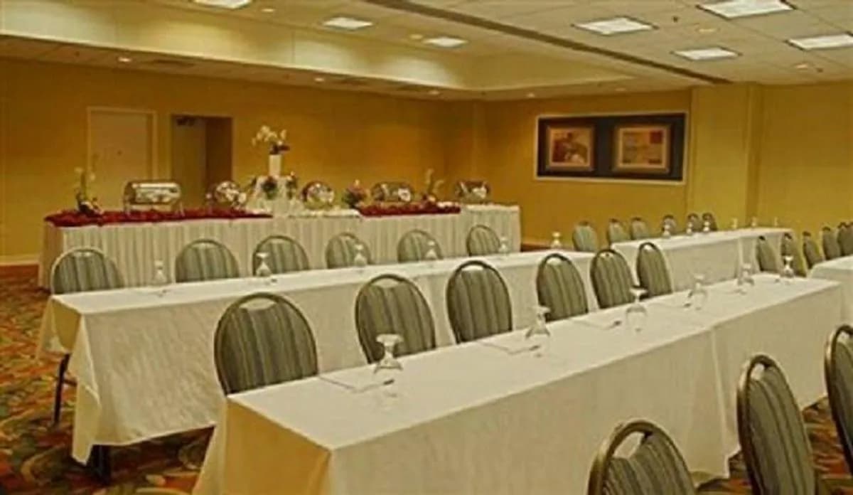 The Washington Room - Hilton Garden Inn Boston/Waltham