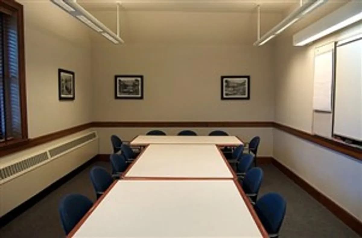 HH301 Rein Family Room - Perelman Quadrangle