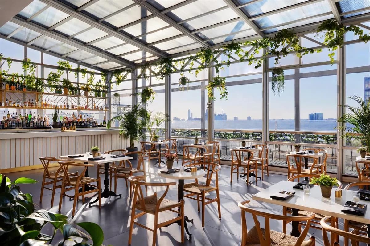 Gansevoort Rooftop - Gansevoort Meatpacking