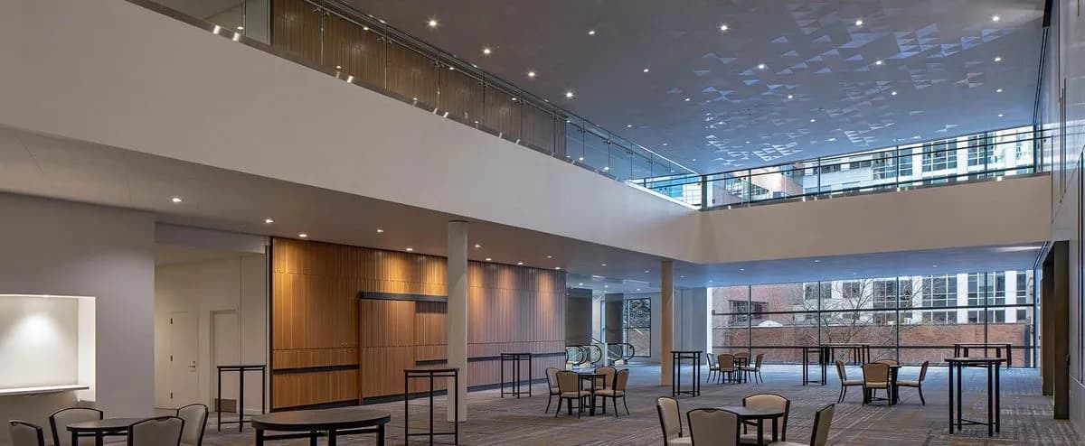 Level 4 Mezzanine - Hyatt Regency Seattle