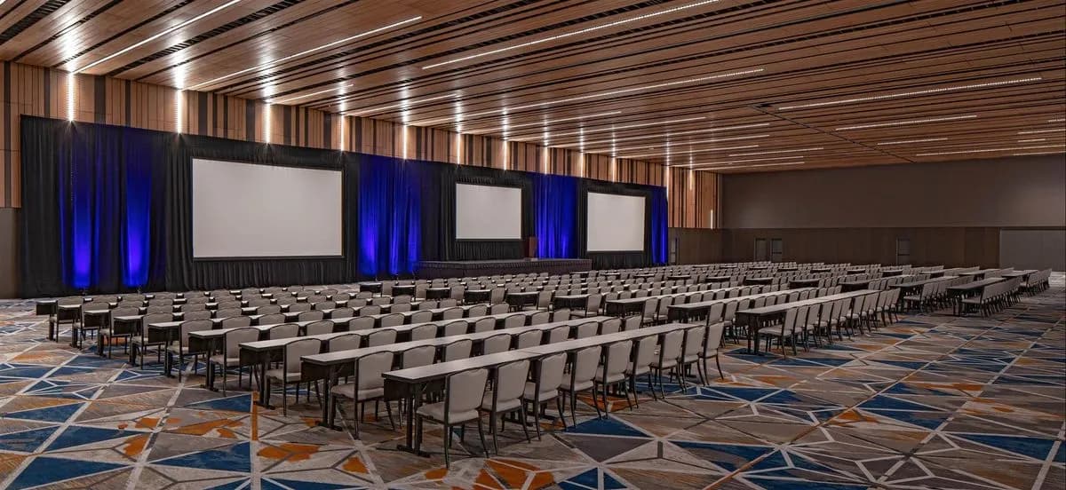 Columbia CD - Hyatt Regency Seattle