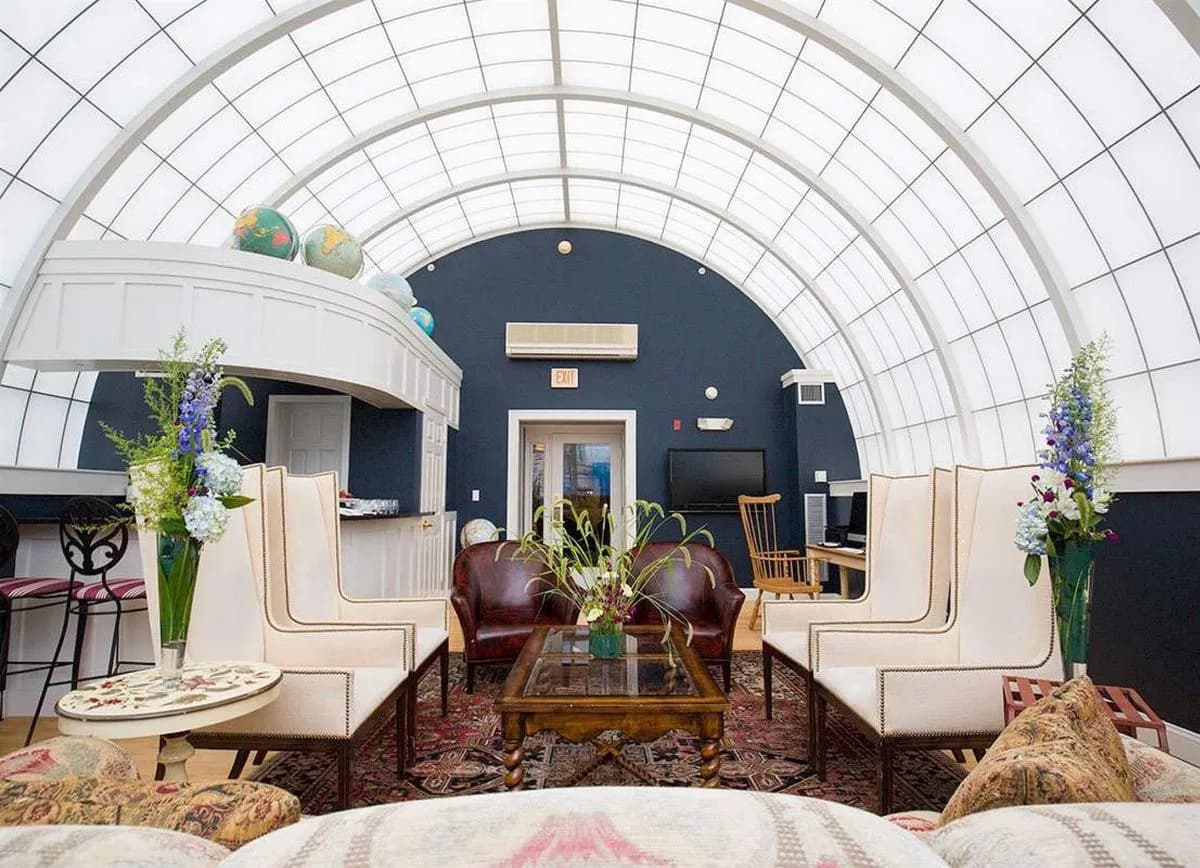 Roof Top Retreat - Kendall Hotel