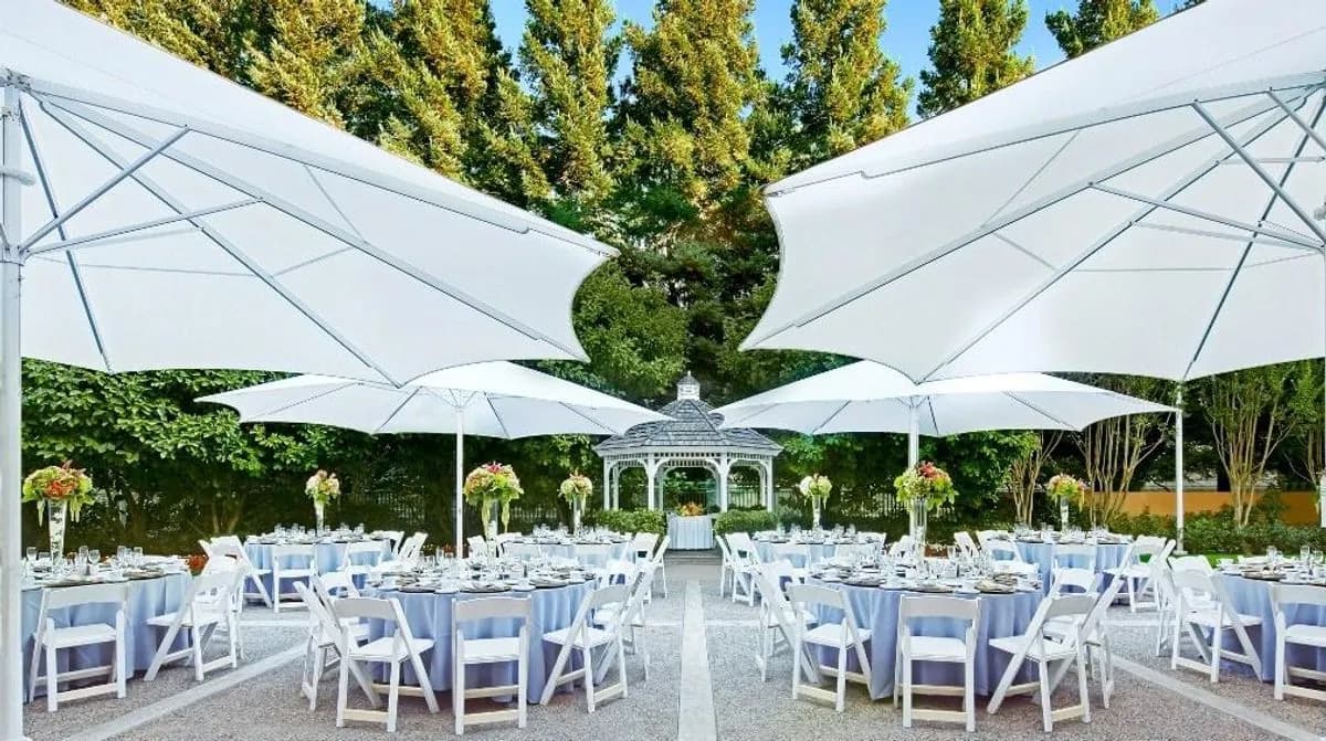 South Courtyard Patio - San Ramon Marriott