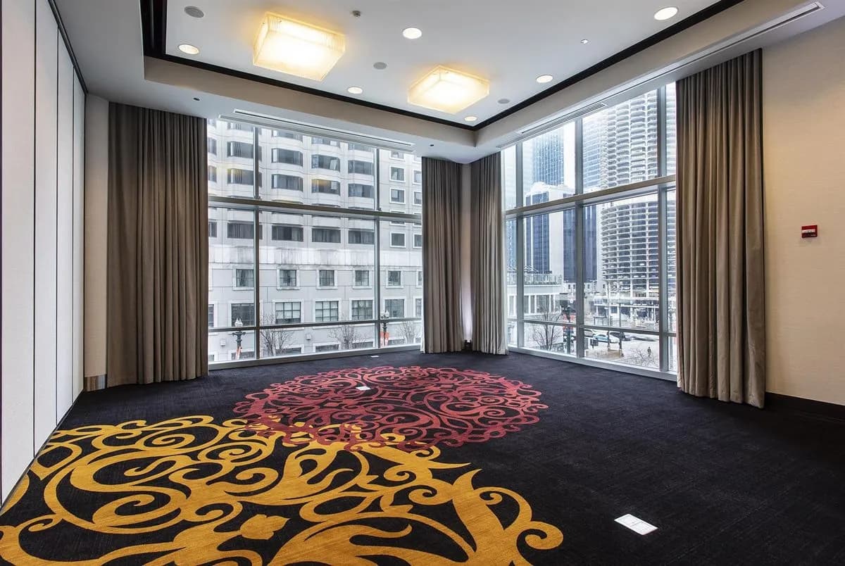 Wilde III - theWit Chicago, a Hilton Hotel