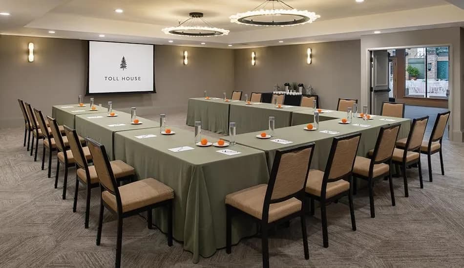 Summit I - Toll HouseHotel