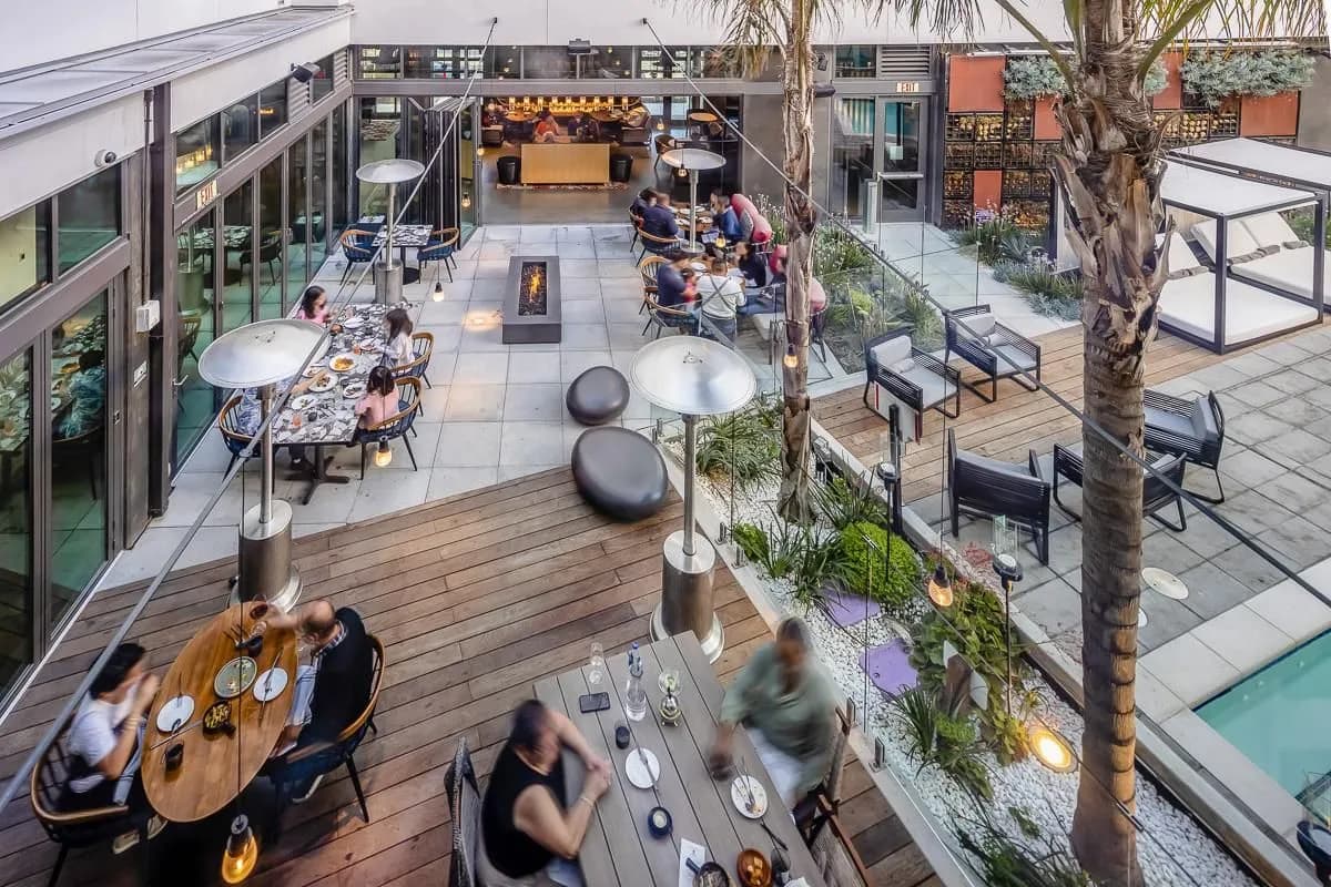 Broma Deck - Shashi Hotel Mountain View, an Urban Resort