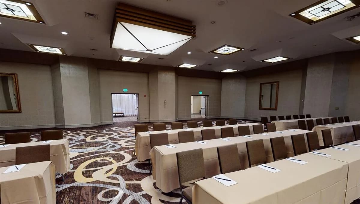 Ormandy East - DoubleTree by Hilton Hotel Philadelphia Center City