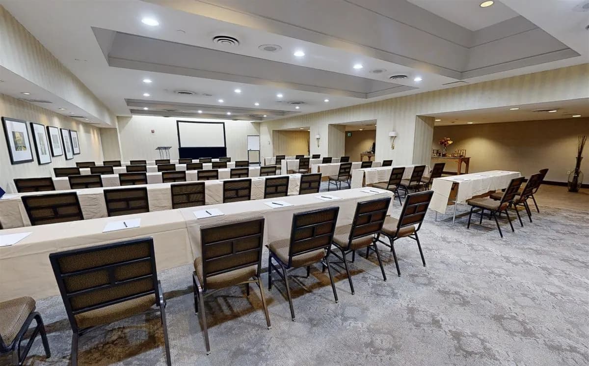 Orchestra - DoubleTree by Hilton Hotel Philadelphia Center City