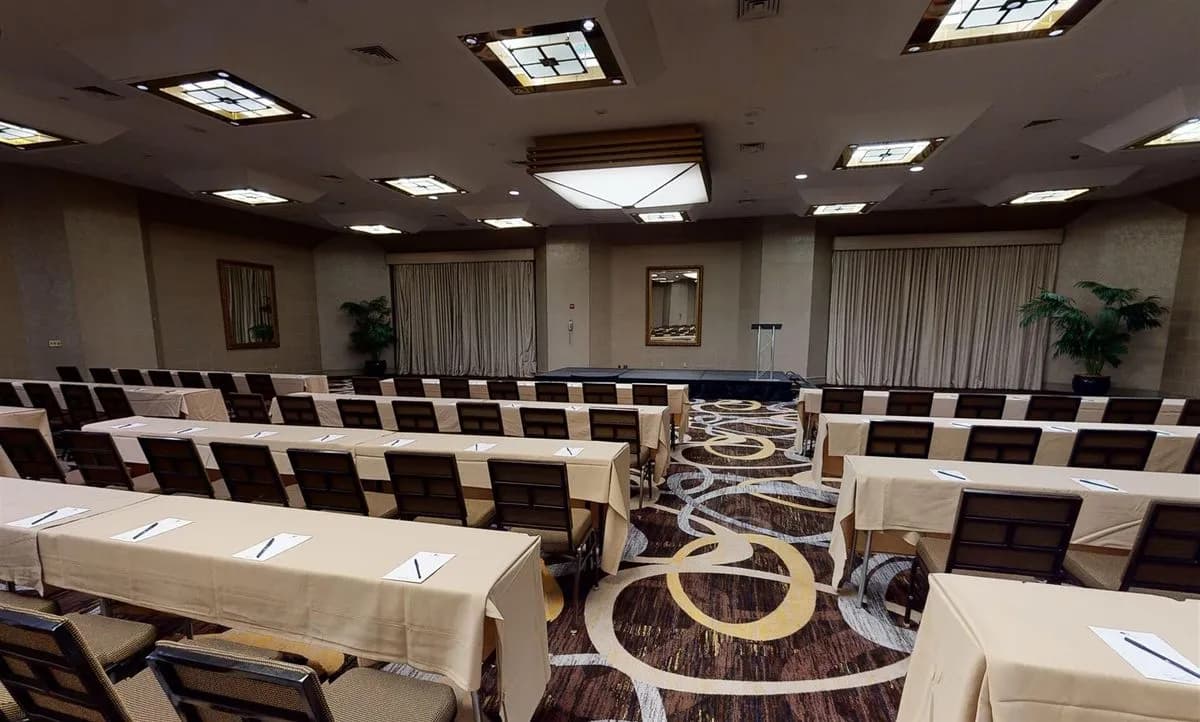 Ormandy West - DoubleTree by Hilton Hotel Philadelphia Center City