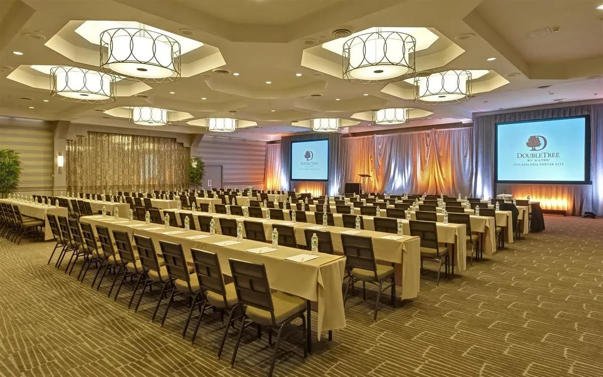 Symphony - DoubleTree by Hilton Hotel Philadelphia Center City