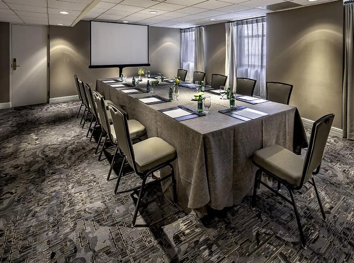 Root Room - InterContinental Chicago Magnificent Mile
