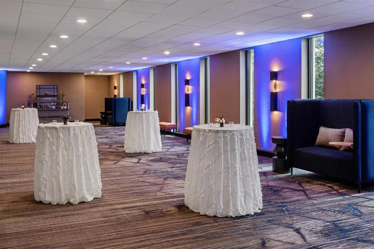 the Alloy Ballroom Foyer - the Alloy King of Prussia - a DoubleTree by Hilton