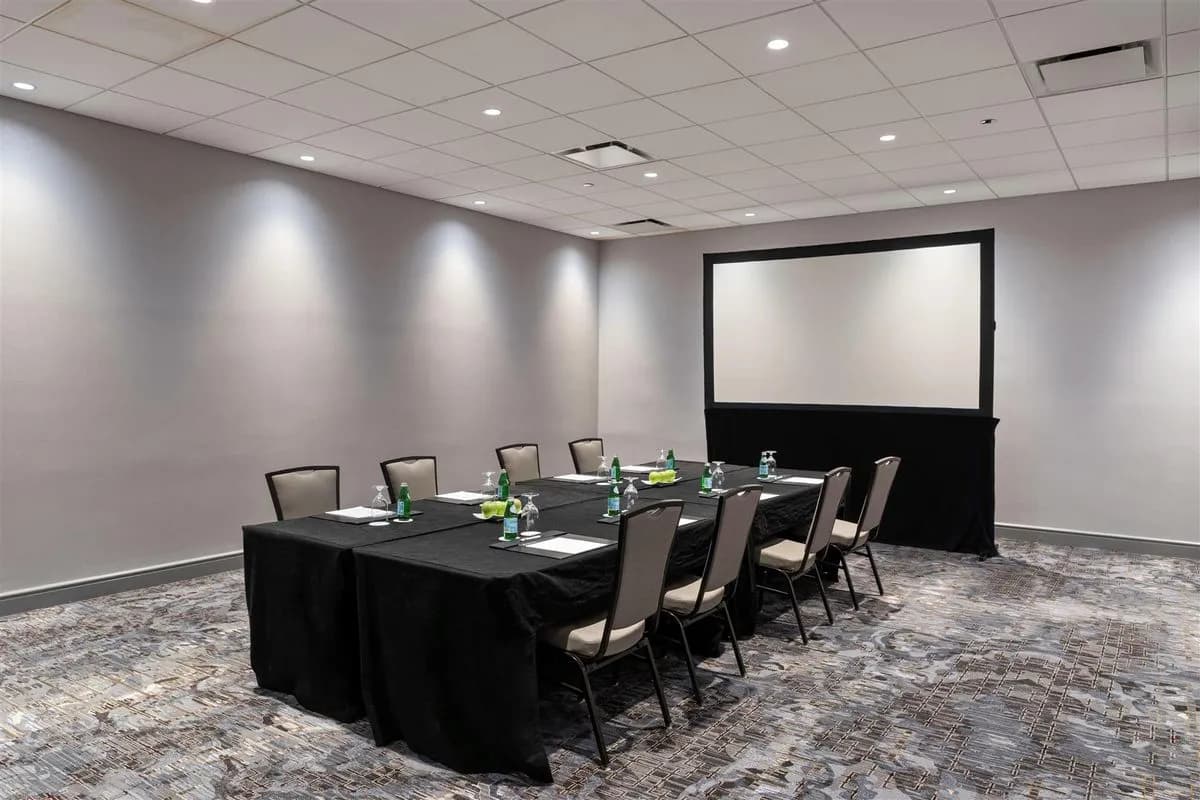 Fitzgerald Room - InterContinental Chicago Magnificent Mile