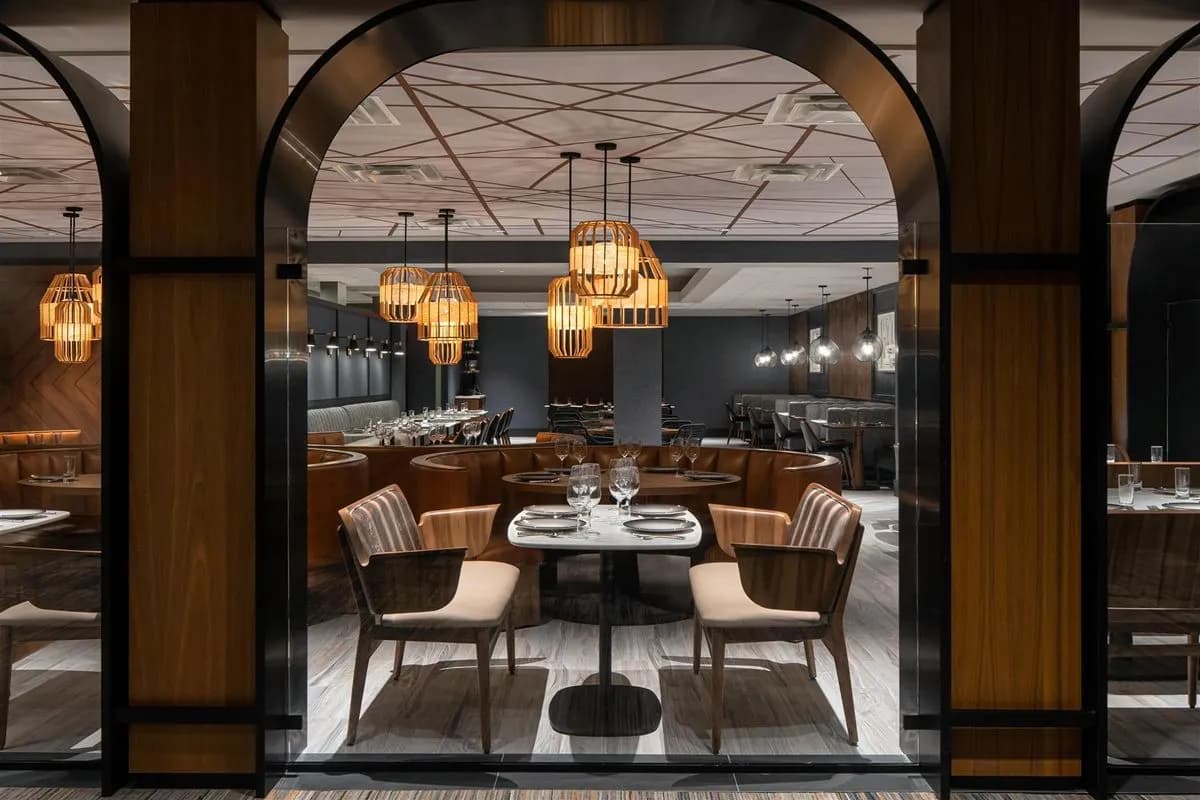 Hammer and Fire Restaurant - the Alloy King of Prussia - a DoubleTree by Hilton