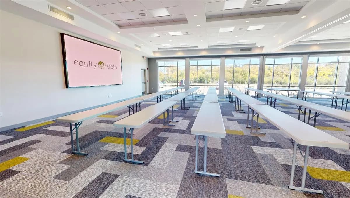 Schaumburg - Holiday Inn Express and Suites Chicago Schaumburg