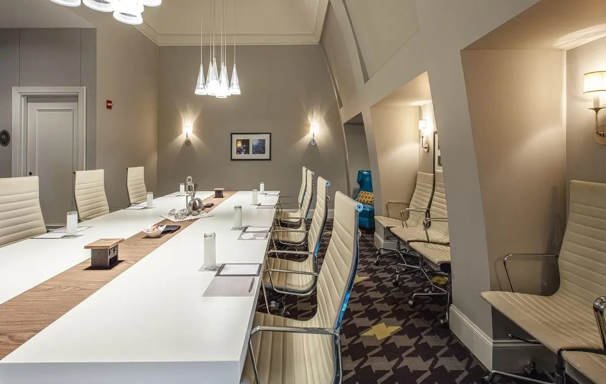 POTUS Boardroom - The Blackstone, Marriott Autograph Collection