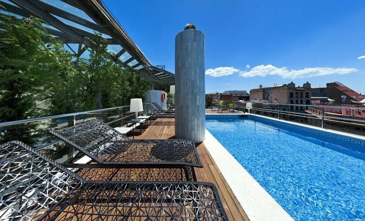 Bar piscina - Hotel Claris