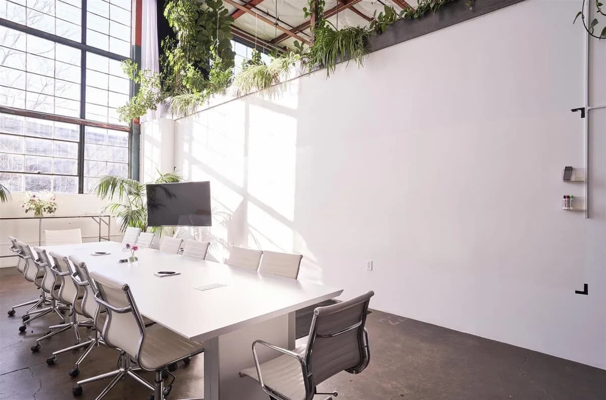 Le Noir - Ciel Creative Space