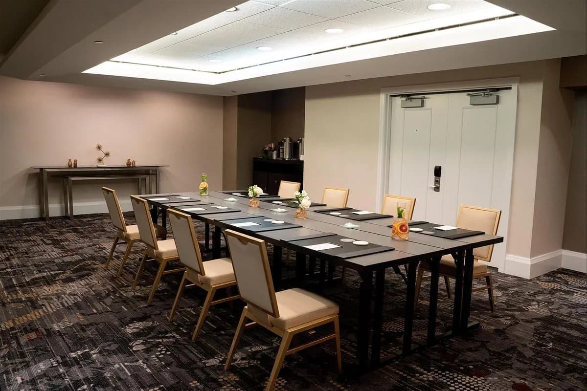 Art Deco - The Gwen, A Luxury Collection Hotel, Michigan Avenue Chicago
