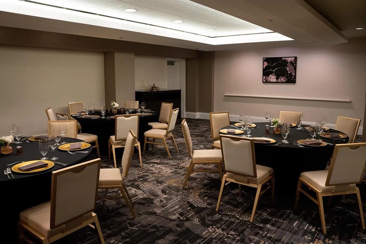 Realism - The Gwen, A Luxury Collection Hotel, Michigan Avenue Chicago