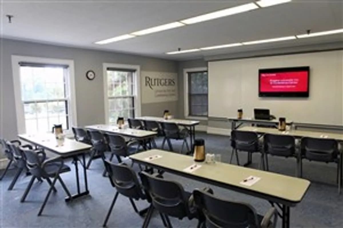 Meeting Room D - Rutgers University Inn and Conference Center