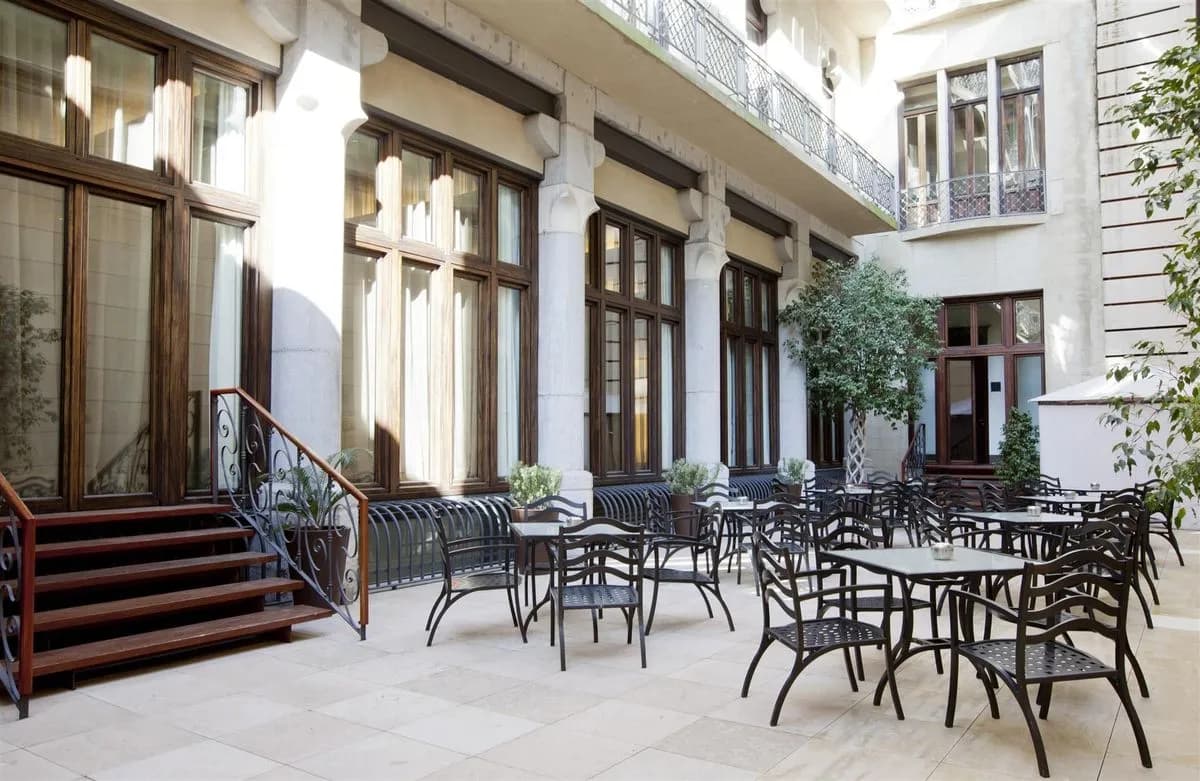 Patio - Hotel Casa Fuster