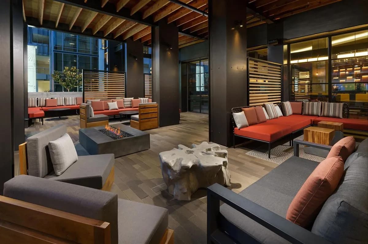 Fairchild's Outdoor Lounge - Hyatt Centric Mountain View