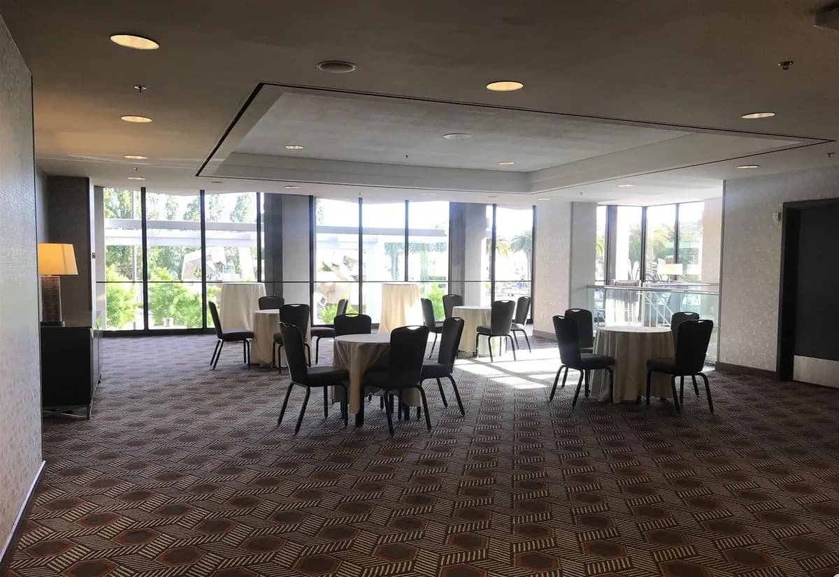 Bayview Foyer B - Hyatt Regency San Francisco Downtown Embarcadero