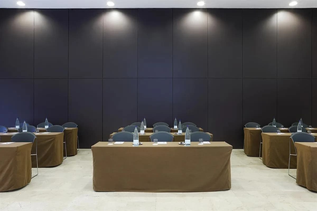Capri - Alimara Barcelona Hotel