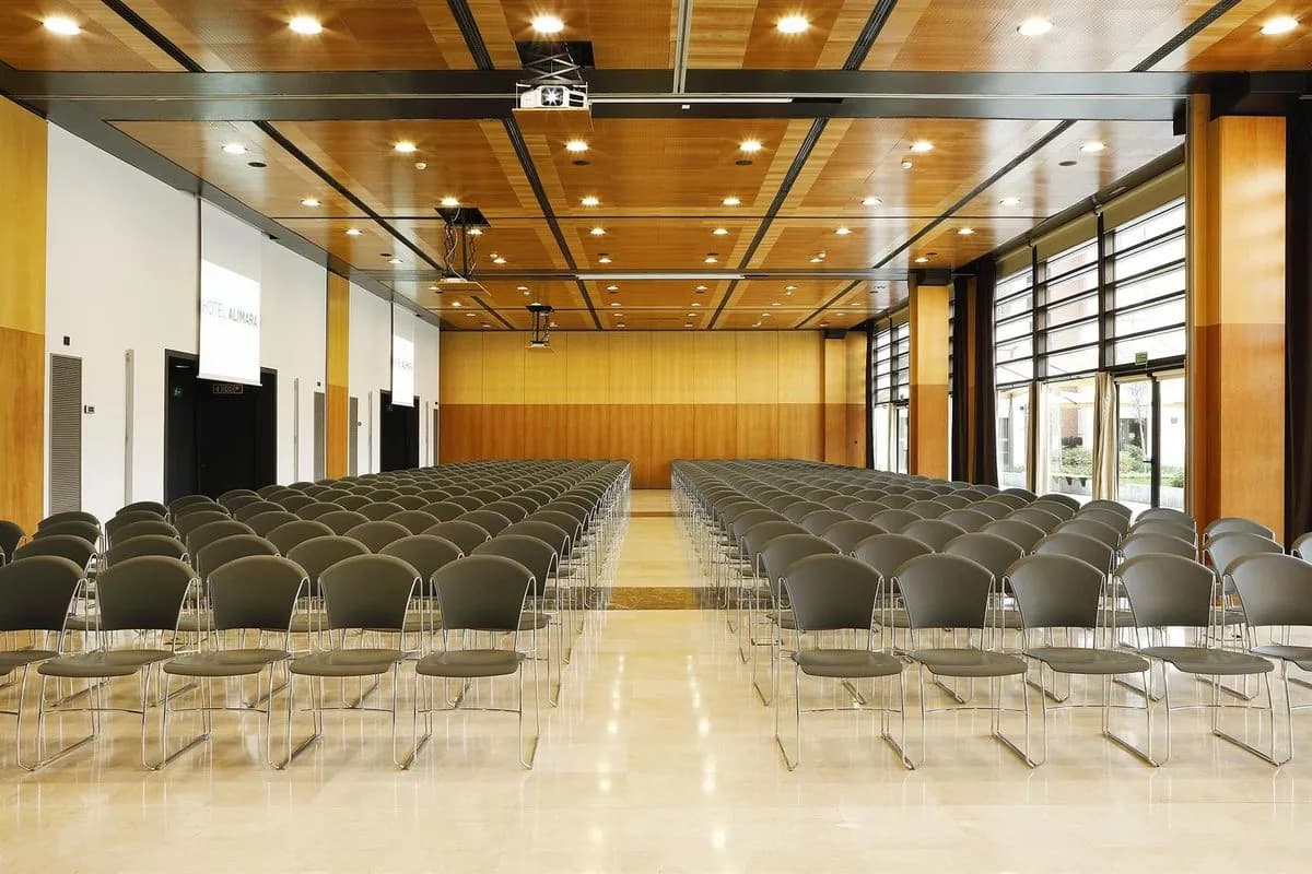 Sitges + Llivia + Llavorsi - Alimara Barcelona Hotel