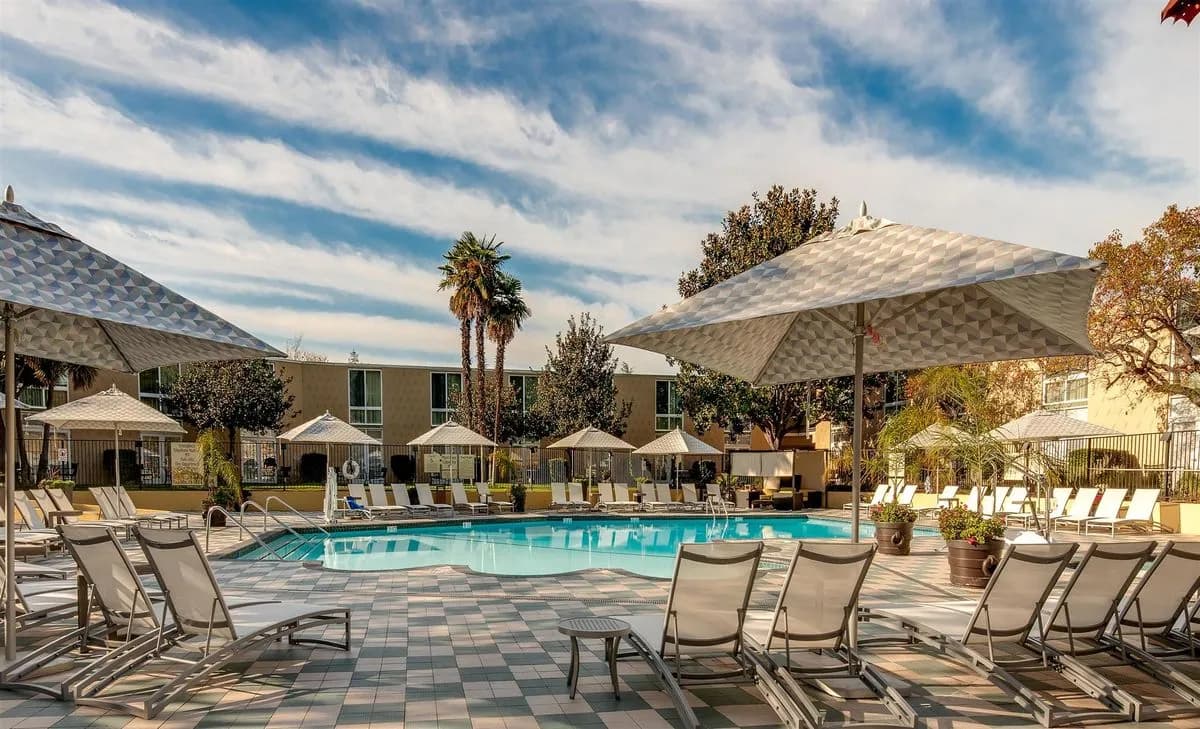 Pool - Crowne Plaza Palo Alto