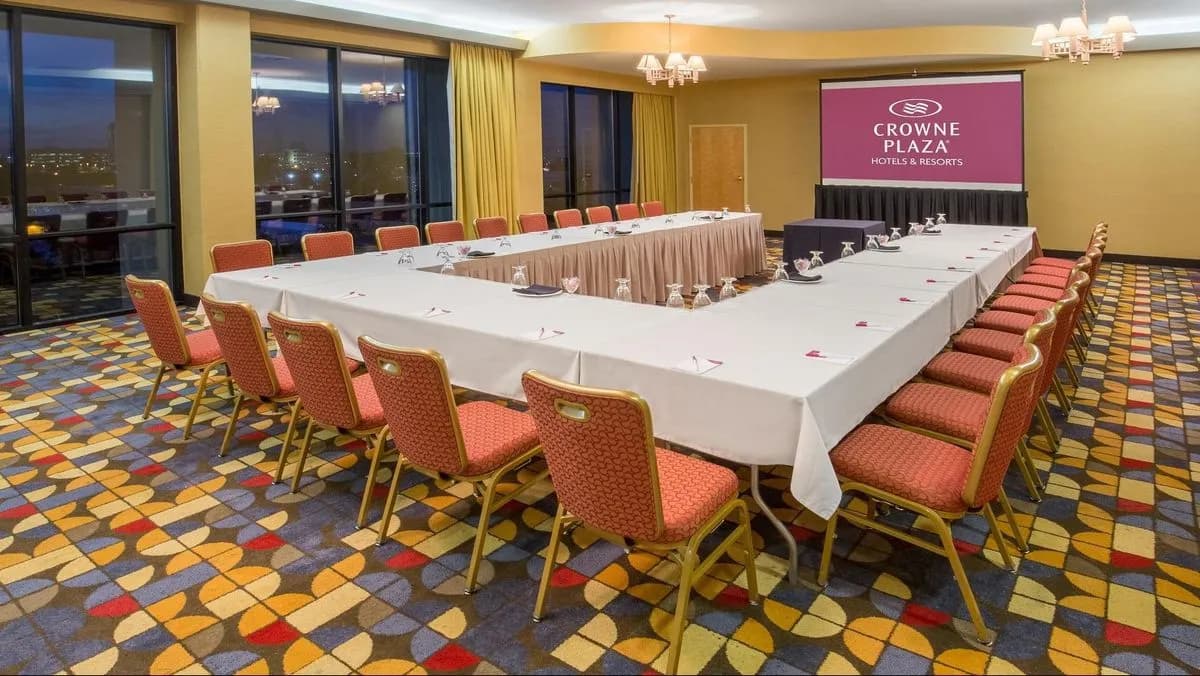 Bay View - Crowne Plaza Foster City-San Mateo