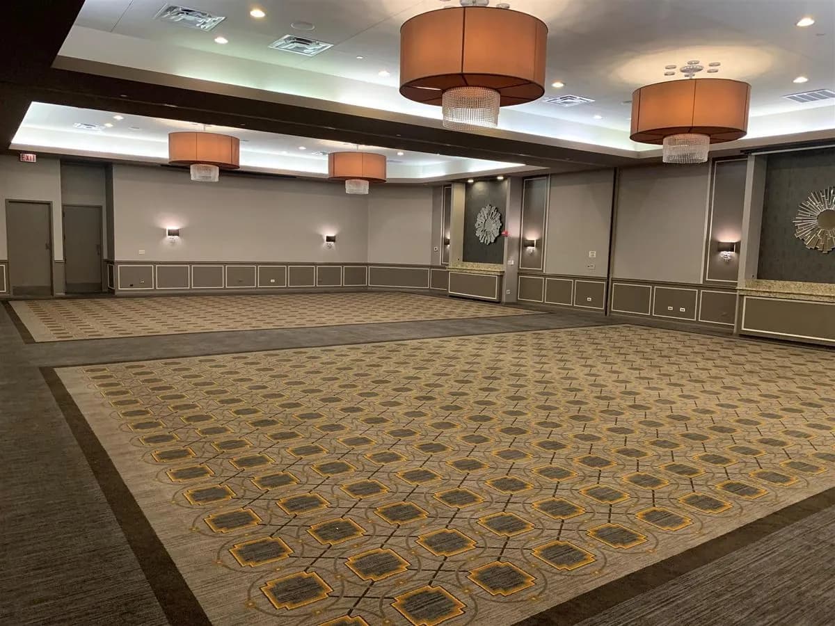 Savoy FG - Sheraton Lisle Naperville Hotel