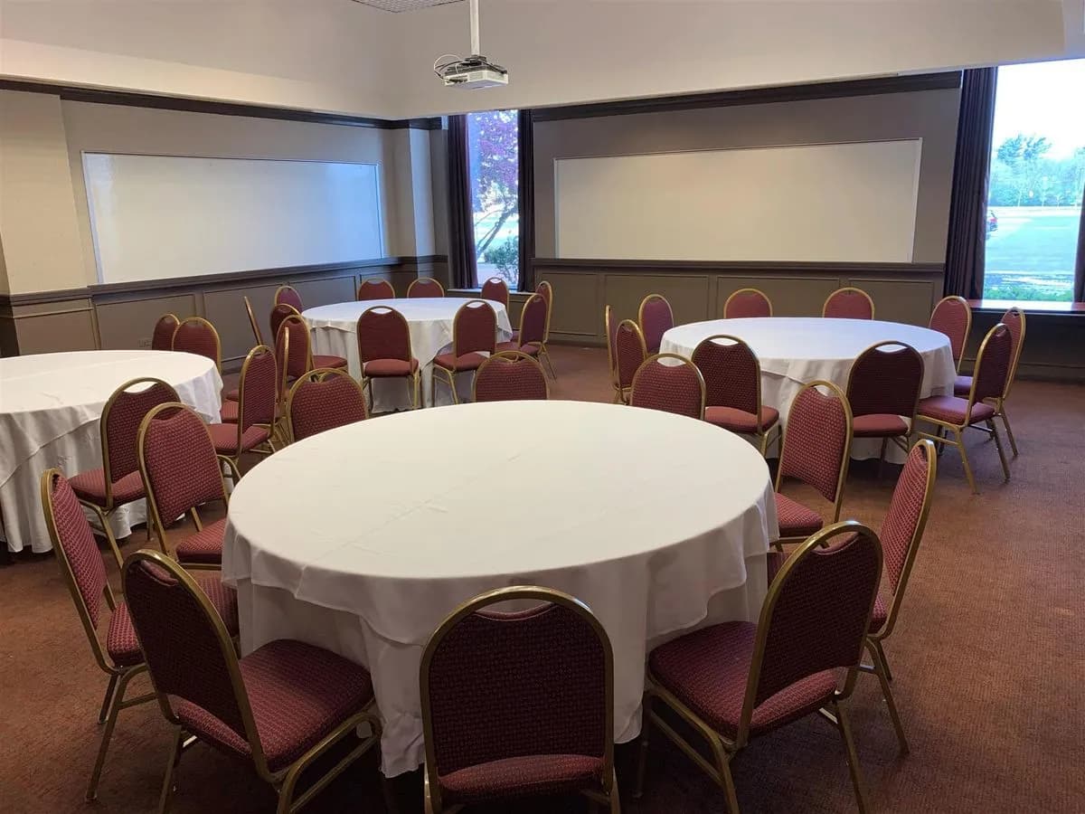Hines - Sheraton Lisle Naperville Hotel