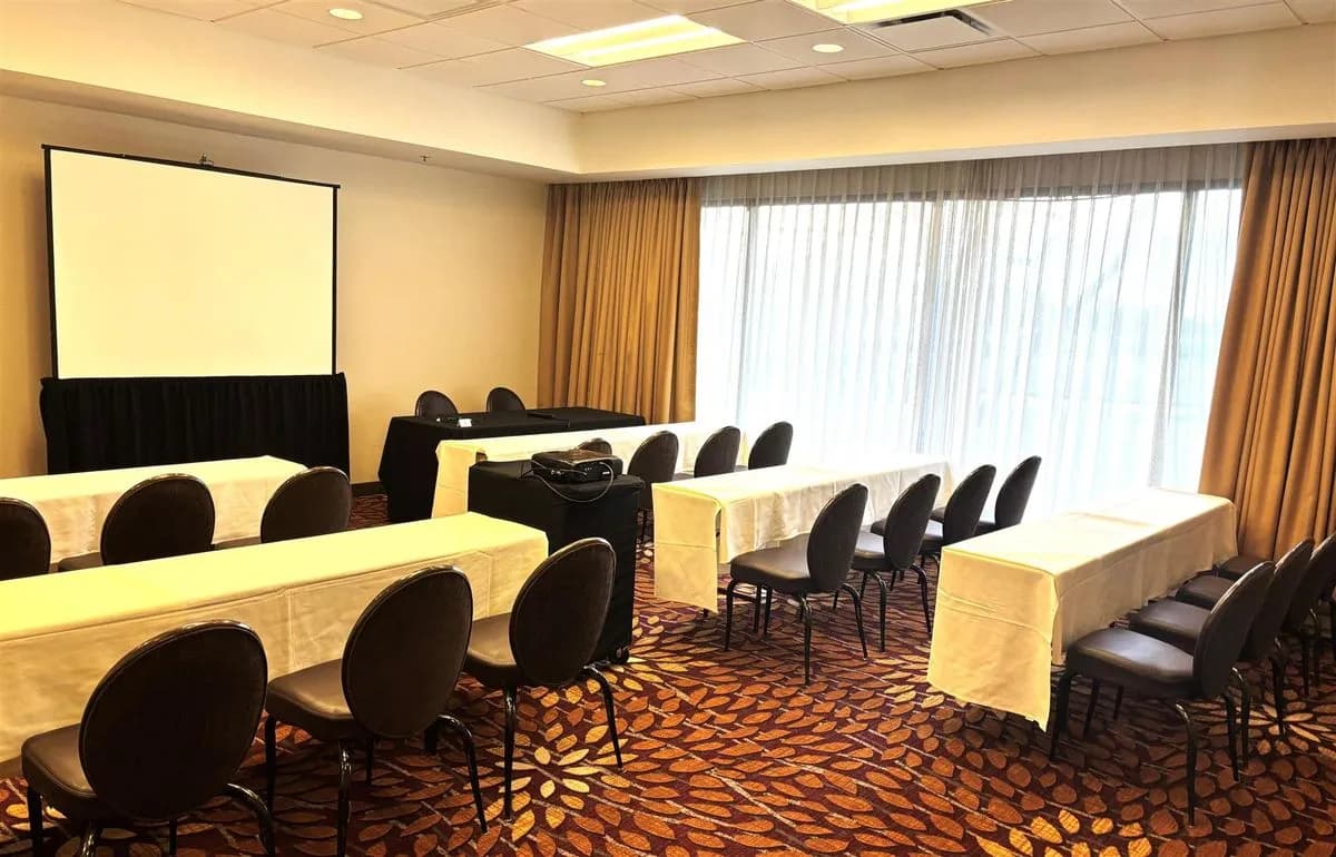 Conference D - Chicago Marriott Naperville