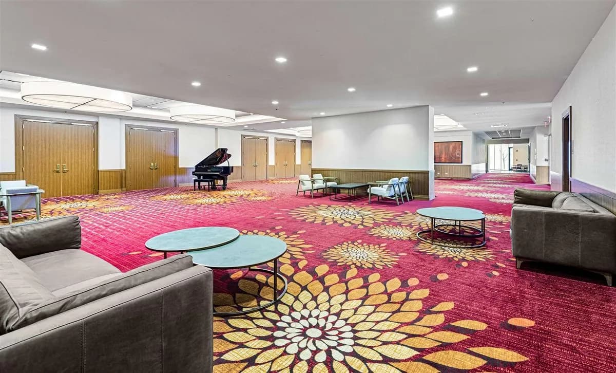Ballroom Pre-Function - Chicago Marriott Naperville