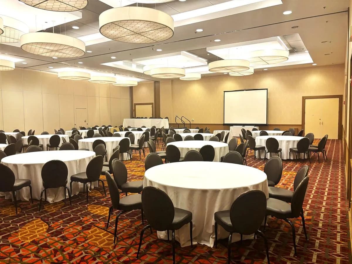 Grand Ballroom 1-3 - Chicago Marriott Naperville
