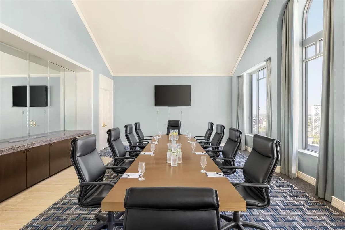 The Executive Boardroom - Signia by Hilton San Jose