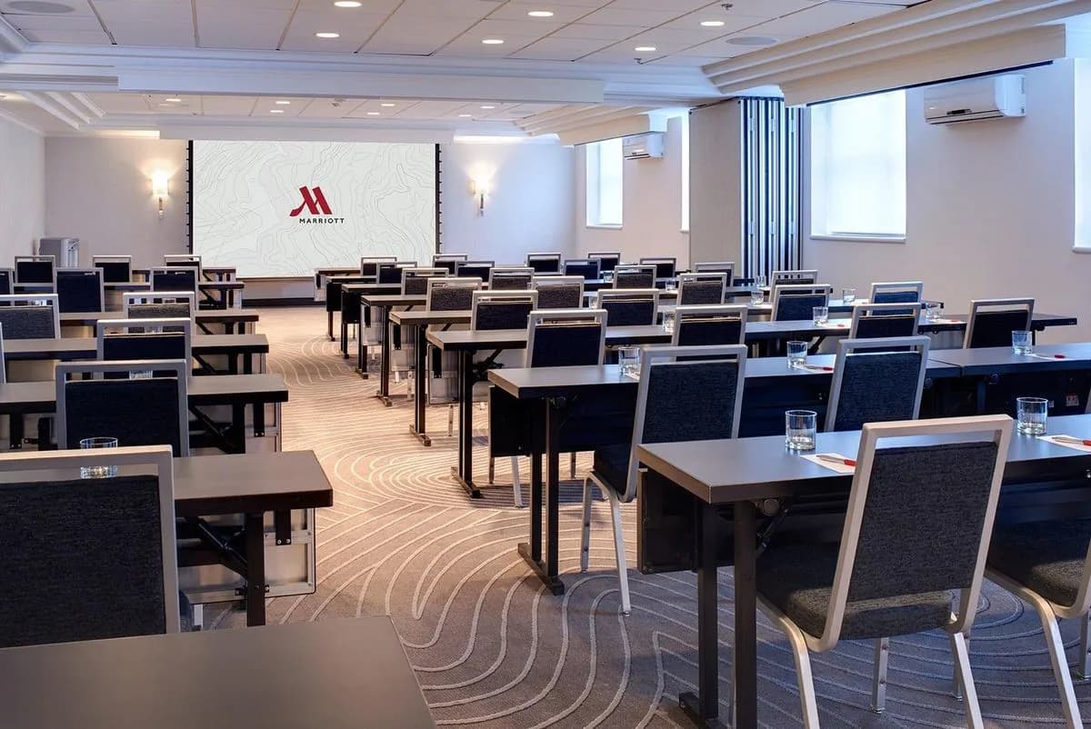 Salons 1, 2 & 3 - Chicago Marriott Suites O'Hare