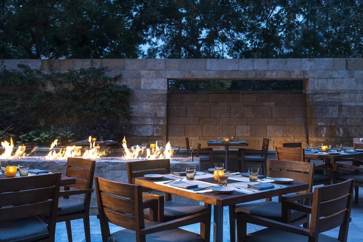 Quattro Terrace - Four Seasons Hotel Silicon Valley at Palo Alto