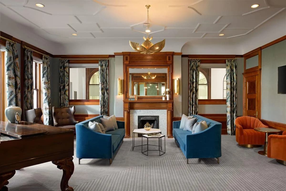 JO Parlor - Hayes Mansion San Jose, Curio Collection by Hilton