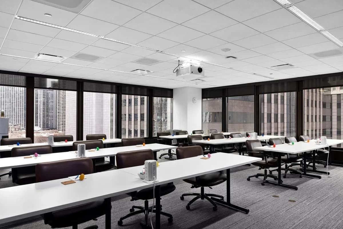 7 - Summit Chicago